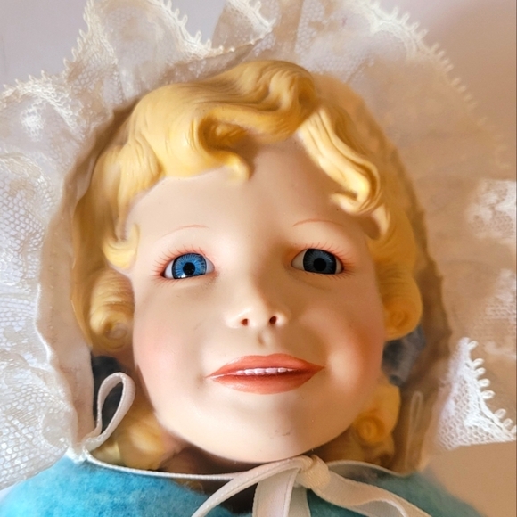 VINTAGE Edwin Knowles Little Bo Peep- porcelain doll - Picture 3 of 4